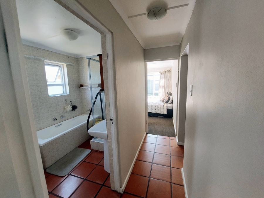 3 Bedroom Property for Sale in Denneoord Western Cape